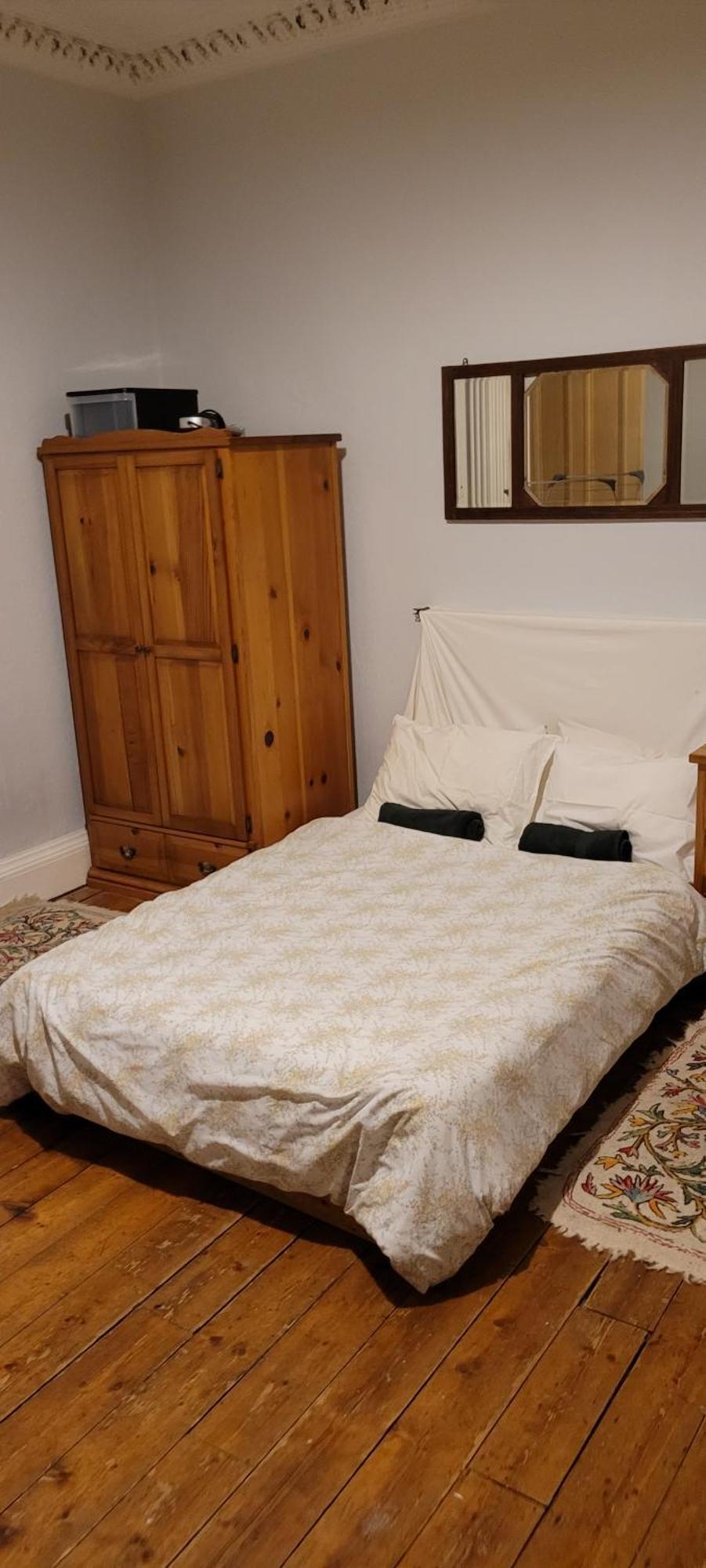 City Centre Flat - Sleep Upto 4 에든버러 객실 사진